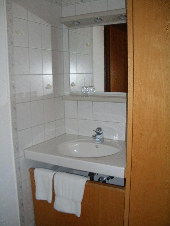 Gasthof Zur Sonne Stuttgart Phòng bức ảnh